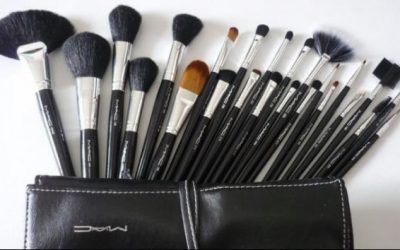 TIPOS DE BROCHAS DE MAQUILLAJE Y PARA QUE SE USAN